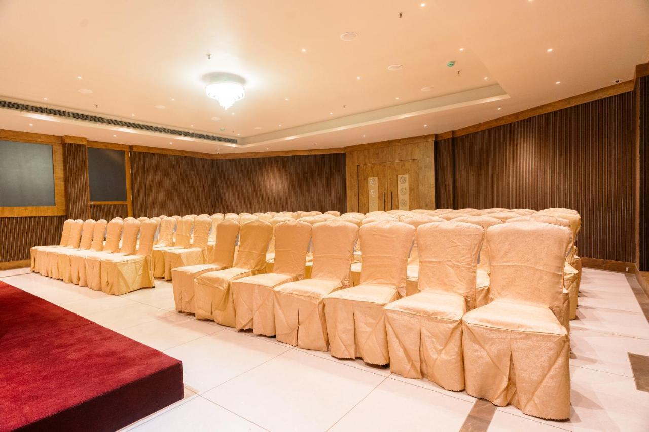 Marine Inn Hotel Kochi Kültér fotó